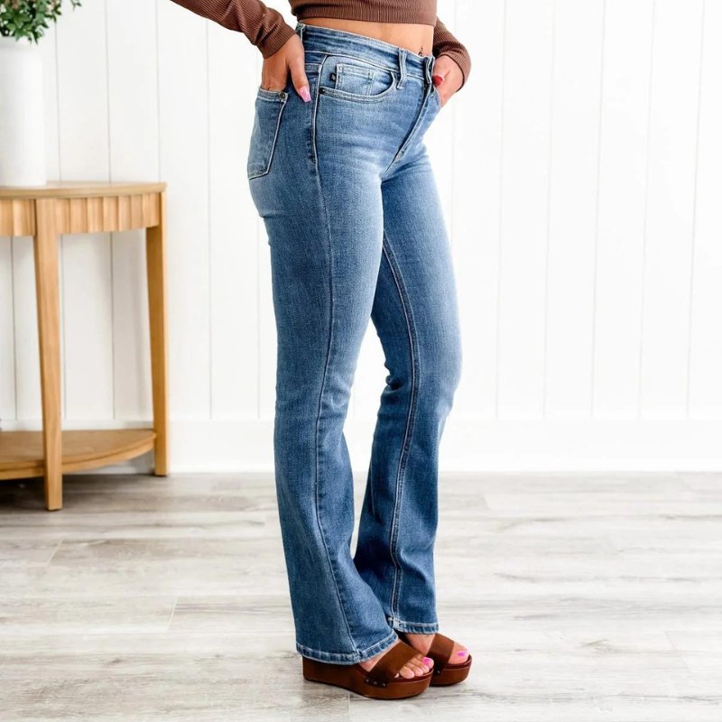 CurveFlex | The Perfect Jeans For Your Curves