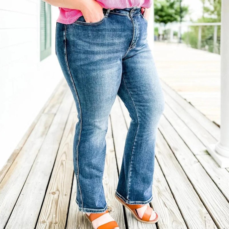 CurveFlex | The Perfect Jeans For Your Curves