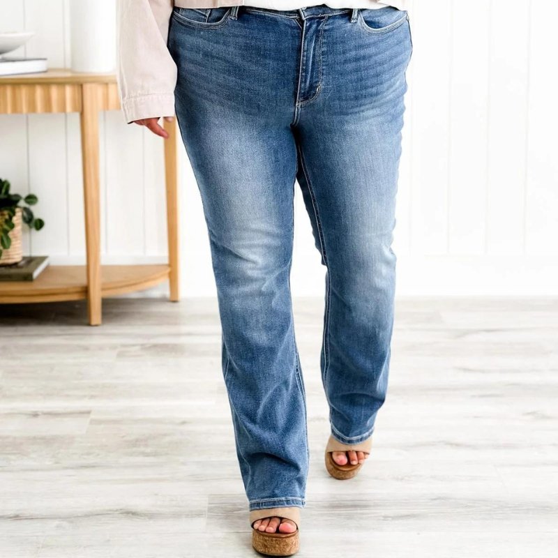 CurveFlex | The Perfect Jeans For Your Curves